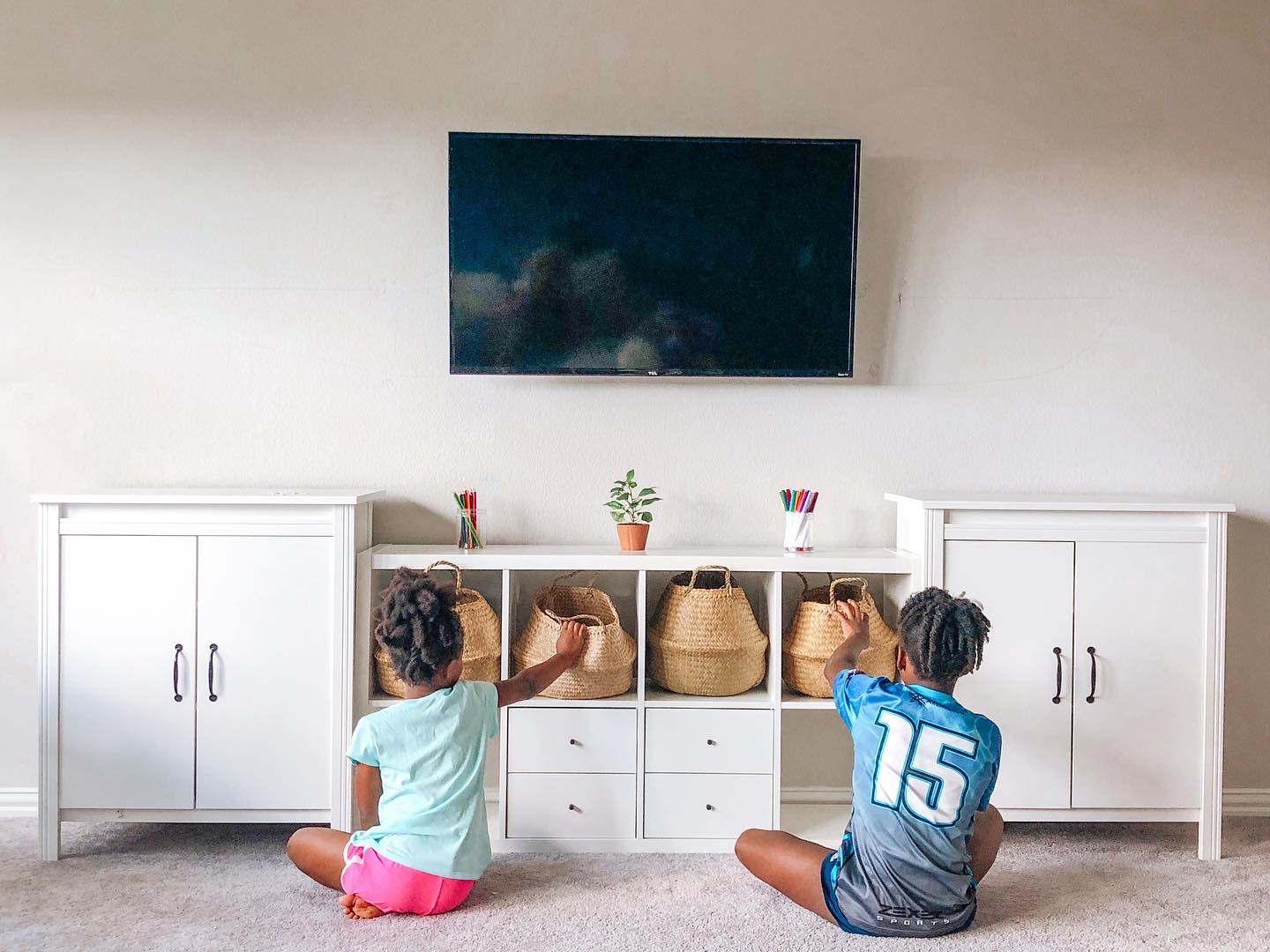 Diy Kids Desk For Home Work Spaces Busywithd